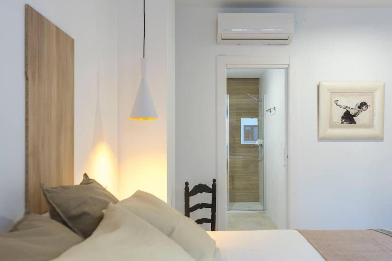 Edificio Ollerias By Sharingco Apartment Malaga Luaran gambar